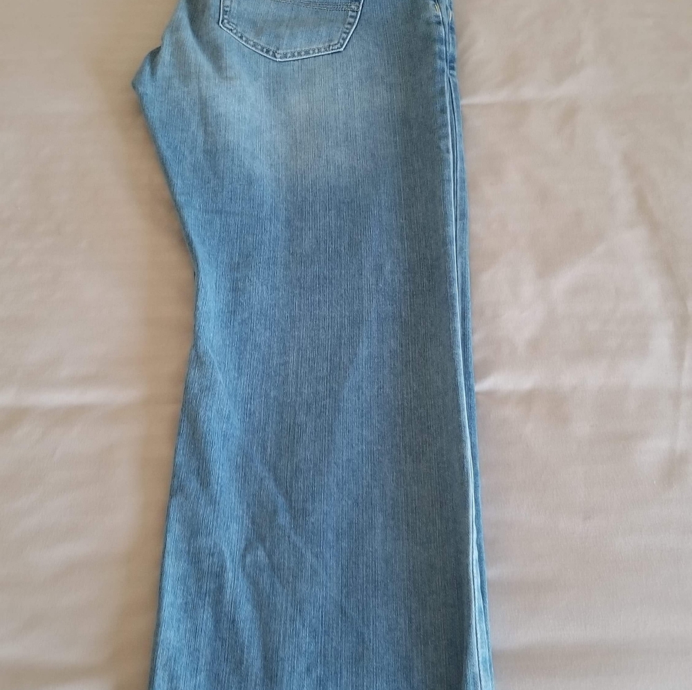 Jeans - Picture 5 of 5